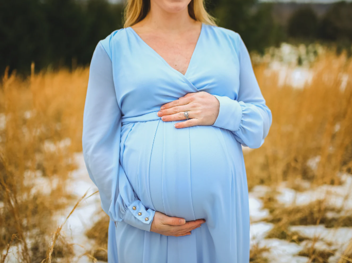 How to Use a Pregnancy Ball: Gentle Moves for UK Mums From Pregnancy to After Birth